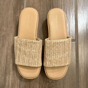 AE Platform Sandal